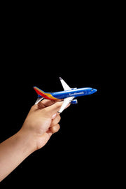 Daron Southwest Single Plane Die-cast Toy Model Airplane | Officially licensed, highly detailed, made for ages 3 and up, rolling wheels, no assembly required, includes plastic parts